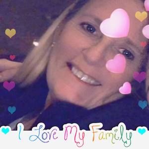 Meet your Posher, Dee